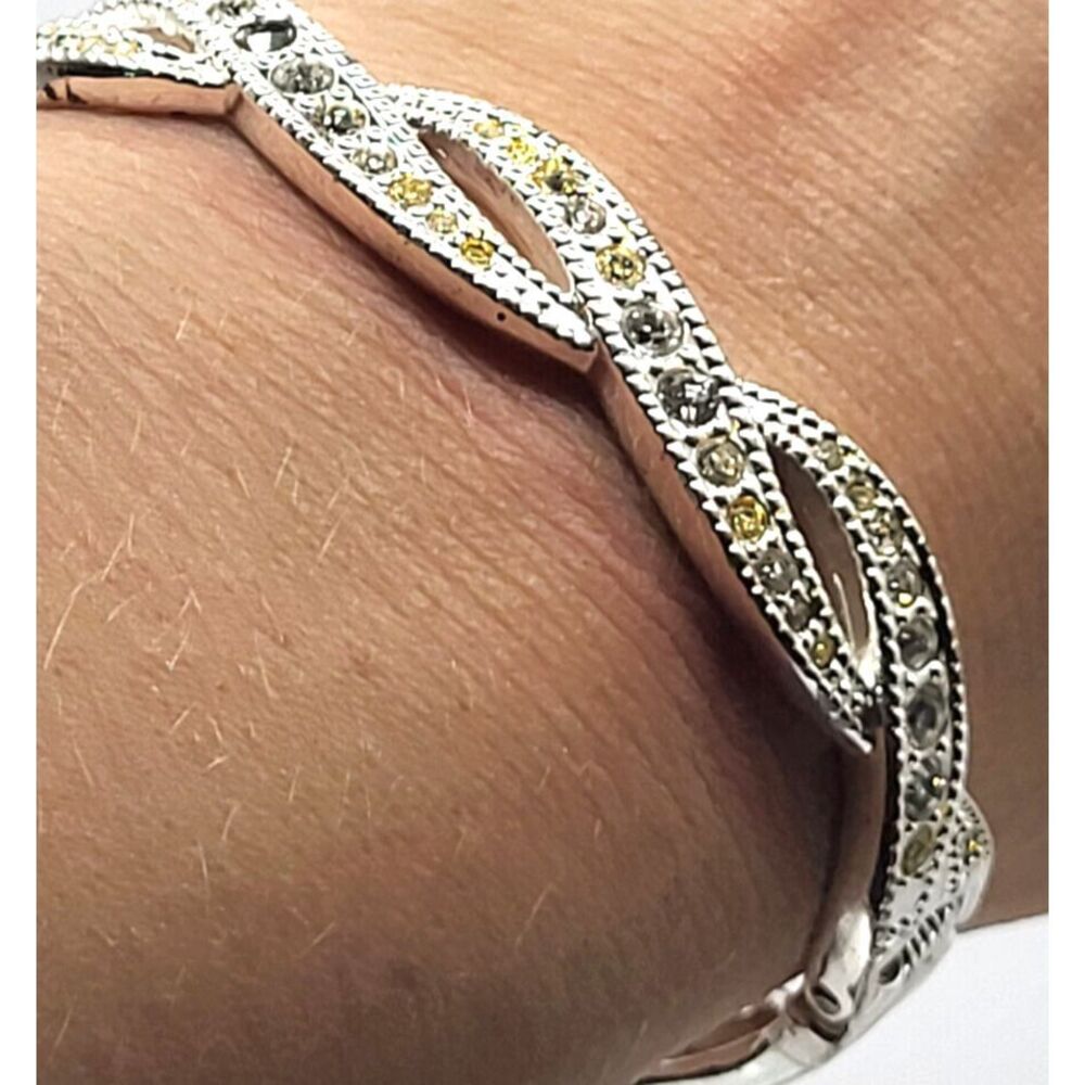 Premiere Designs Hinged Silver Twist Rhinestone Inlay 2.3 in